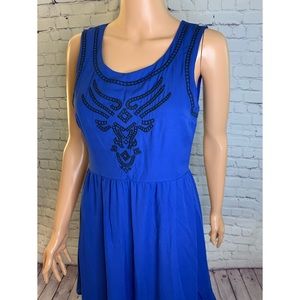 Francesca’s Royal Blue Sleeveless Dress sz small embroidered black floral